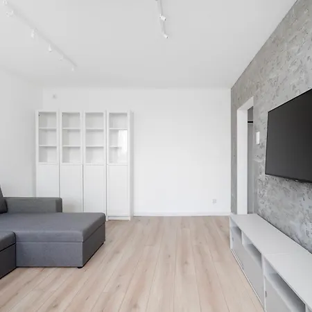 Dabrowskiego Modern By Bookinghost * وودج