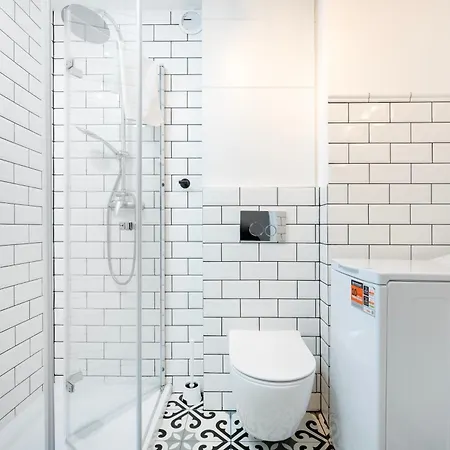 Dabrowskiego Modern By Bookinghost *