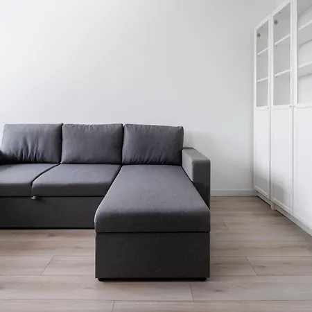 Dabrowskiego Modern By Bookinghost * وودج