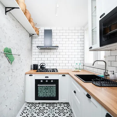 Dabrowskiego Modern By Bookinghost وودج