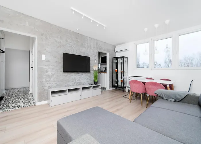 Dabrowskiego Modern By Bookinghost وودج