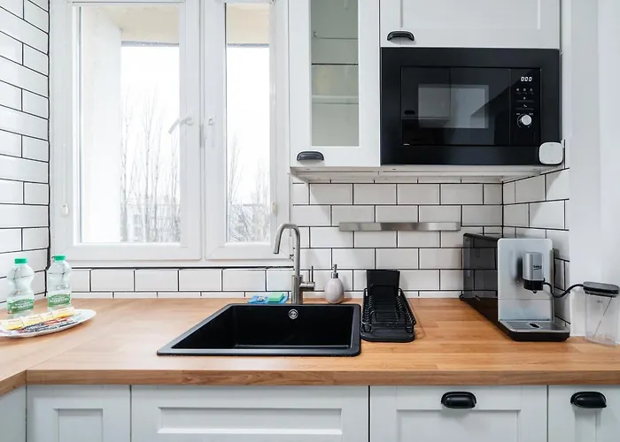 Dabrowskiego Modern By Bookinghost شقة