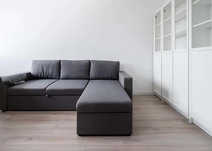 Dabrowskiego Modern By Bookinghost * وودج